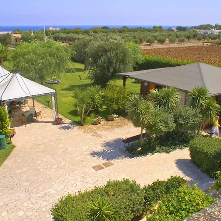 Agriturismo Li Damiani 팜스테이 오트란토