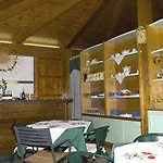 Farm stay Agriturismo Li Damiani *