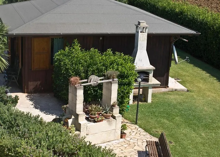 李达米亚尼农家乐 *